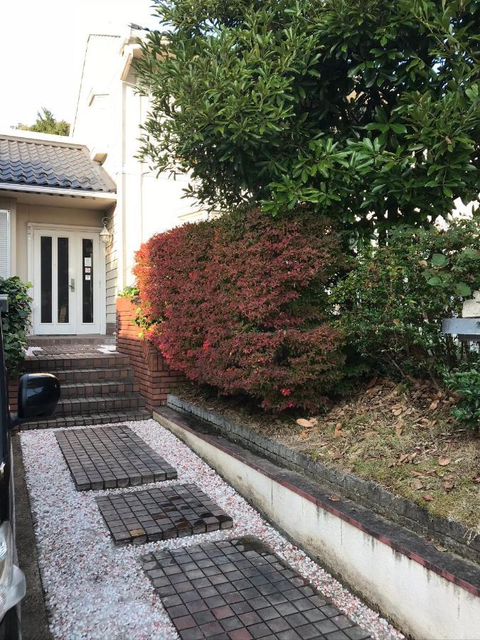 Appartamento 澄心小筑 房东住一楼 二楼3间客房和单独浴室卫生间供客人使用 雄琴车站免费接送 提供一台免费停车位 Otsu Esterno foto